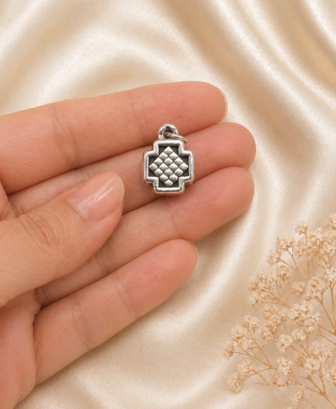 Cruz Equilibrio relieve 